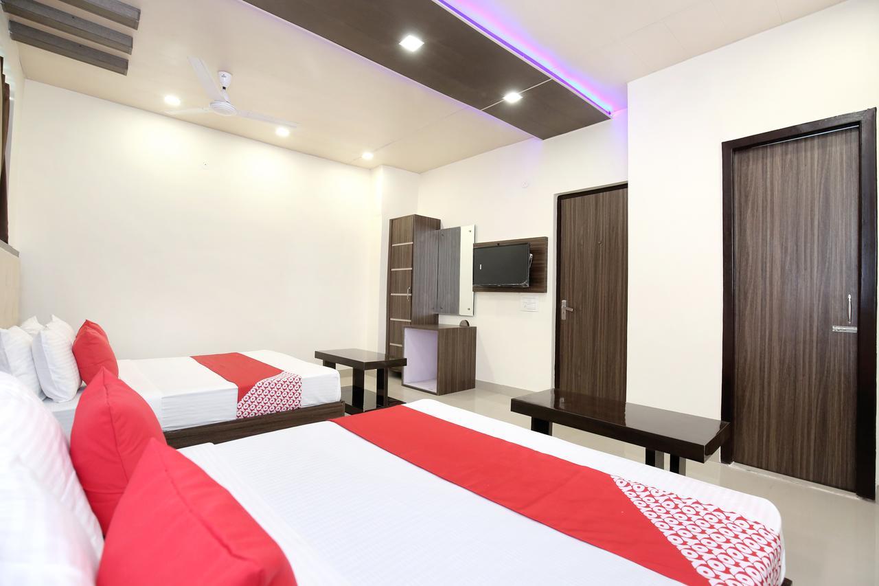 OYO 12354 Hotel Sangreela Amritsar Buitenkant foto