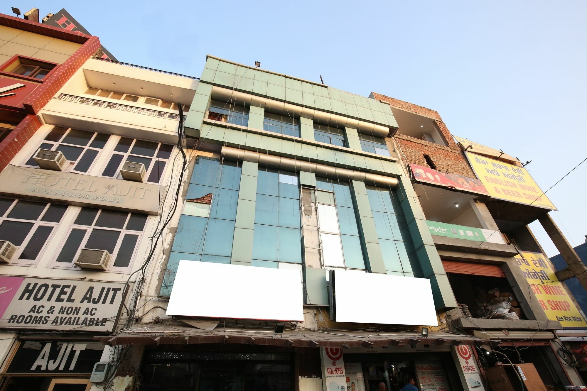 OYO 12354 Hotel Sangreela Amritsar Buitenkant foto
