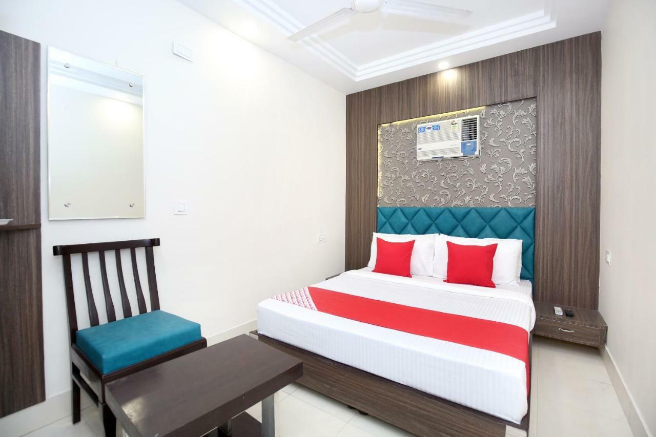 OYO 12354 Hotel Sangreela Amritsar Buitenkant foto